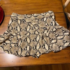 She + Sky skort. Size L (fits like a Medium)